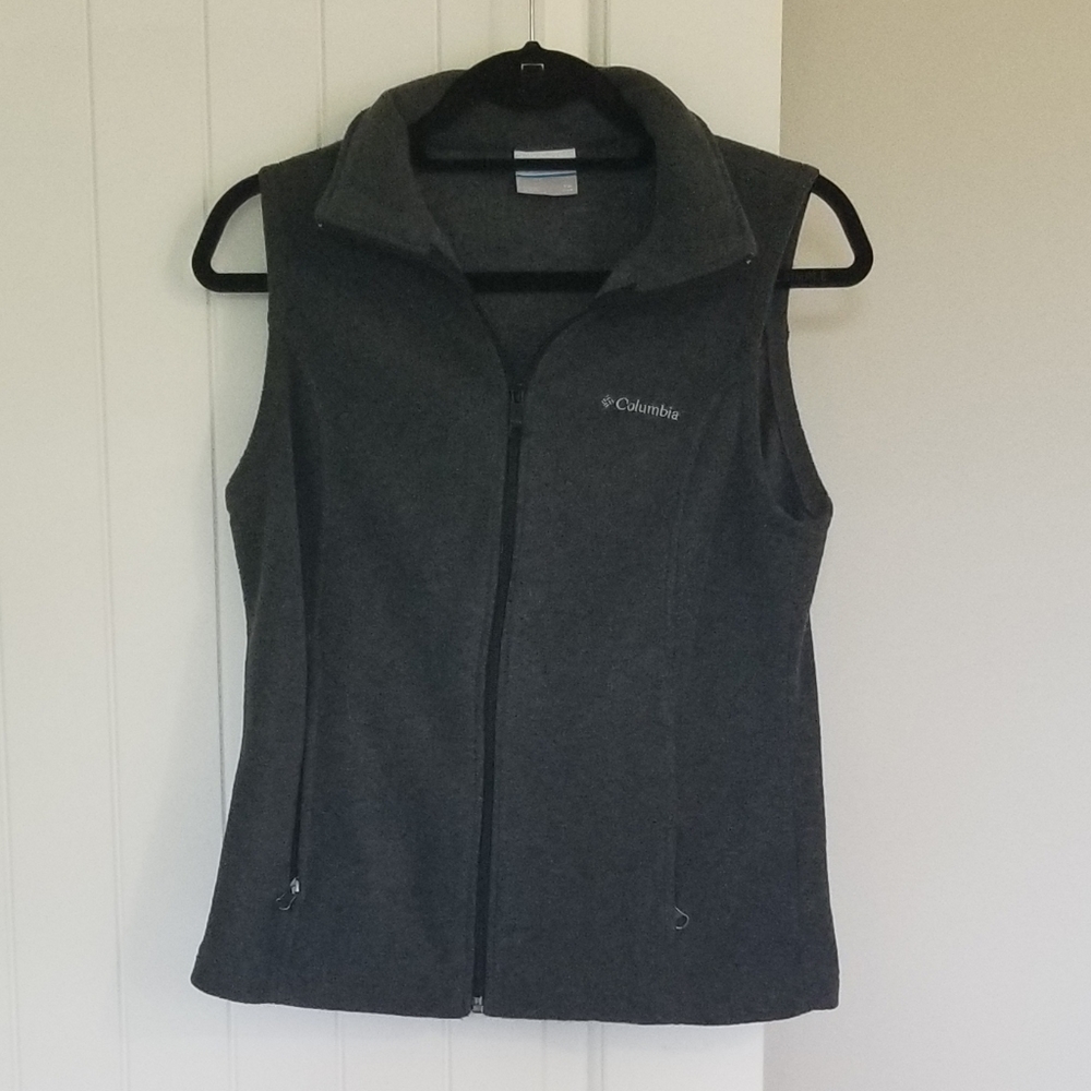 Columbia Petite Small Charcoal Gray Fuzzy Vest
